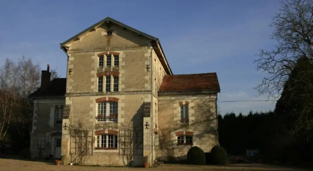 Le Moulin de Montrésor, Boek Hotel Hotels in Centre met parkeren, Parkeren