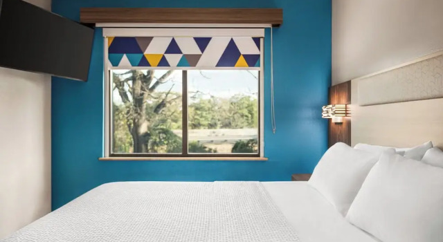 Люкс Holiday Inn Express & Suites Mobile West I-10 by IHG