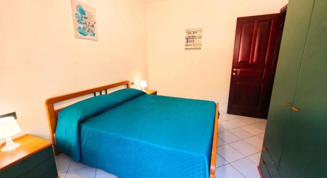 Apartment With Pool and Private Parking