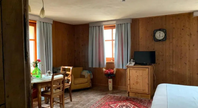 Hotel Lyshaus, Забронировать Отель Грессоне-Сен-Жан Грессоней, рядом с Горнолыжный курорт Грессоне-Сен-Жан