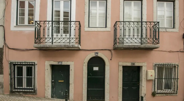 Designer Apartment in one of Lisbon's Trendiest Quarters