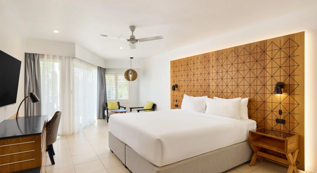Radisson Blu Resort Fiji Denarau Island