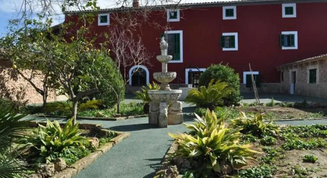 Finca Son Amora Vell, Rezerwuj Hotel Hotele w Majorka z parkingiem, Parking