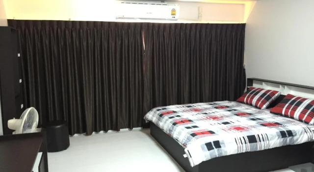 Muangthongthani Rental by Khun Dan