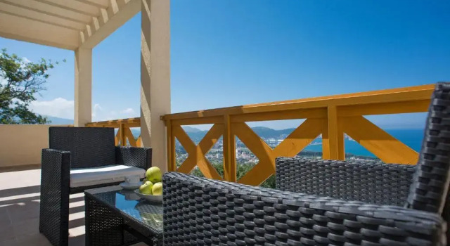 Апартаменты Berg Apartments