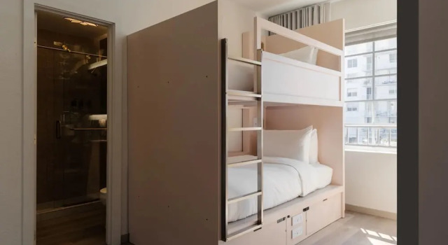 Номер Bunk с видом на бассейн FOUND Hotels, Miami Beach, Series by Marriott