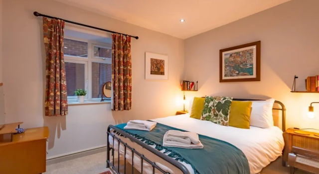 Walpole Bay 2 bed Stunning Garden Apt By Adliv, Varaa Huoneisto Asunnot kohteessa Merseyside, Huoneisto