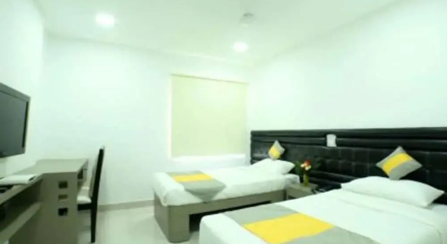 OYO Rooms Madhapur Lakeside, Rezerwuj Hotel Hyderabad 