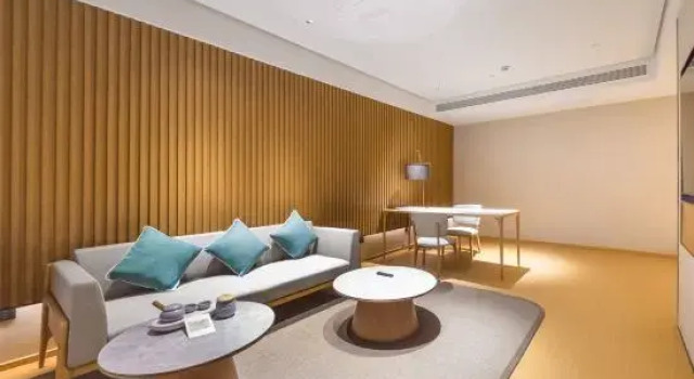 Люкс Deluxe JI Hotel Qingdao Huoju Road Jinmao Lanxiu City