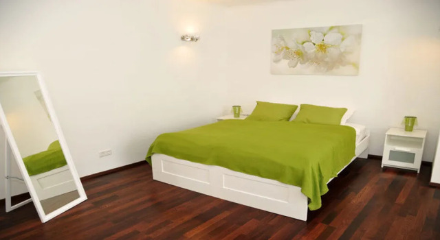 Joes Apartments - Franz-Josefs Kai 15, Prenota Appartamento Vienna Austria, vicino a Augustine Church