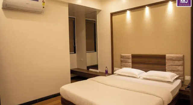 Номер Superior Hotel Raj Lodging &Boarding