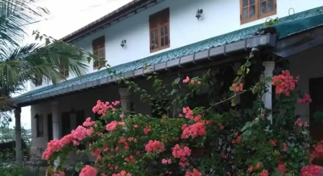Stardust Beach Hotel, Book Hotel SPA-hoteller i Ampara District, SPA