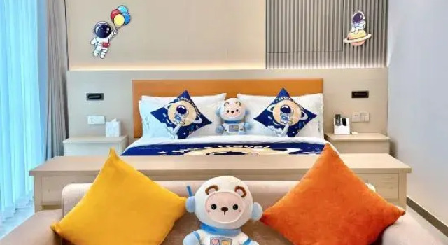 Семейный люкс Deluxe Ya Hotel (Haikou Riyue Square Duty Free Shop)
