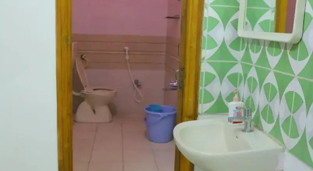 Nanda Mohan Homestay, Rezerwuj Hotel Hotele w Andhra Pradesh z parkingiem, Parking