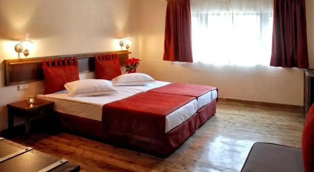 Eco Complex Sherba, Забронировать Отель Дебелец 