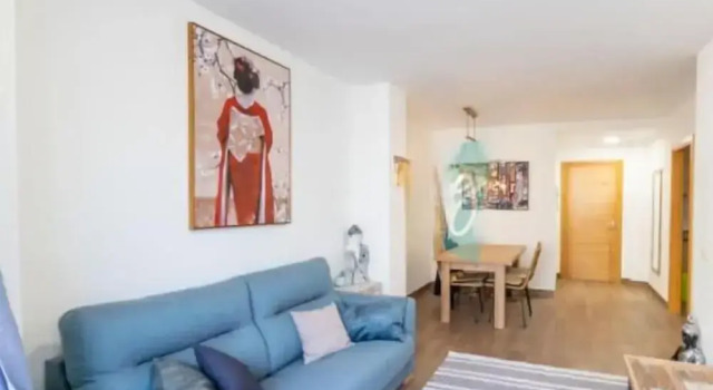 3 Bed Apartment Sleeps 6 - Free Parking & Balcony, Забронировать Апартаменты/квартира Апартаменты Эстепона, рядом с Пляж Рада, Апартаменты/квартира