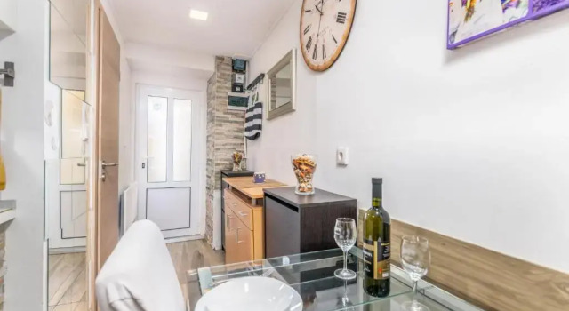 Stone House Knez, Prenota Hotel Hotel a Isole Quarnerine con parcheggio, Parcheggio