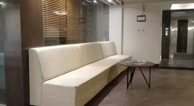 White Ridge Hotel Banjara Hills, Rezerwuj Hotel Banjara Hills 