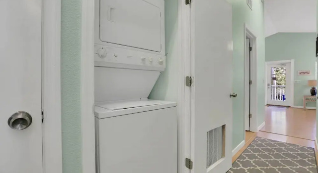 4BR Beach-Central Duplex by RedAwning, Reserva ahora Casa o chalet Tarpon Springs Condado de Pinellas