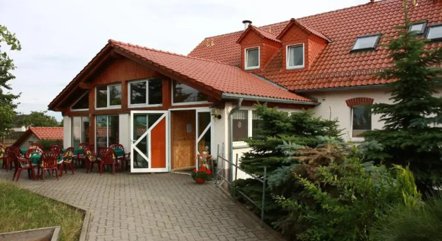 Regenbogenhof Rudelswalde, Book Hotel Crimmitschau Saxony