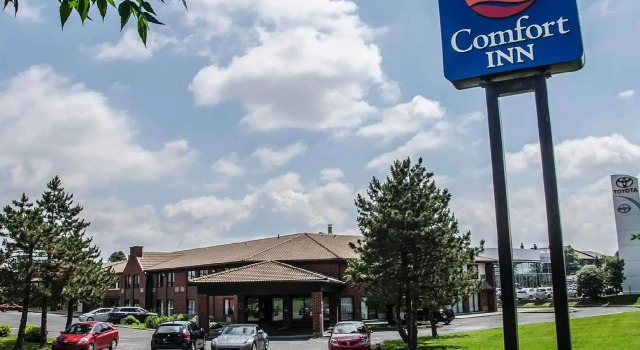 Comfort Inn Boucherville, Rezervasyon Otel  