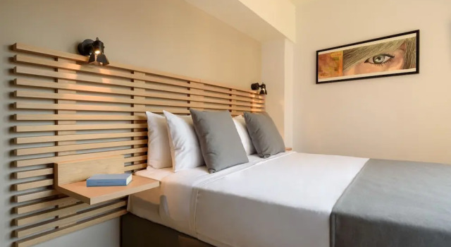 Номер Standard с балконом и с панорамным видом Fos DownTown Suites