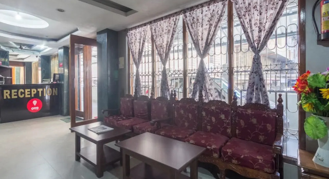 OYO 7893 Hotel Kalpa