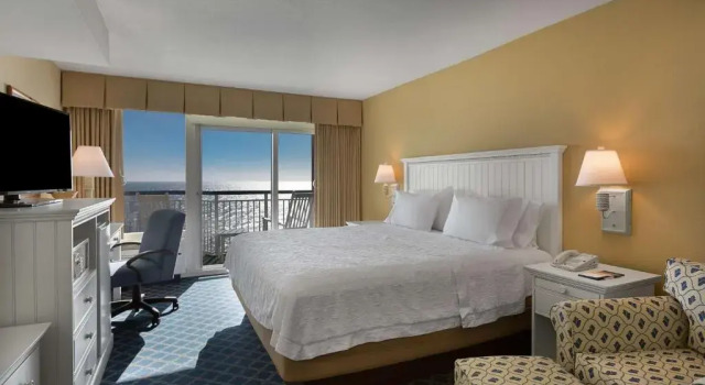 Двухместный номер oceanfront Hampton Inn & Suites Myrtle Beach Oceanfront