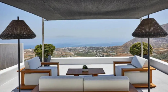Вилла с видом на море Kamini Santorini Luxury Villas