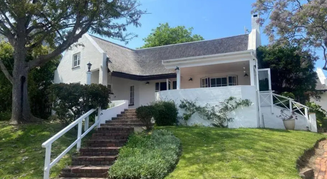 Eden House, Reservar Hotel Hotéis em Knysna com estacionamento, Estacionamento