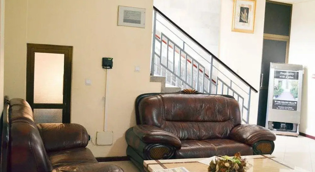 The Grand Villa Hotel, Buchen Sie Hotel Kijitonyama Daressalam