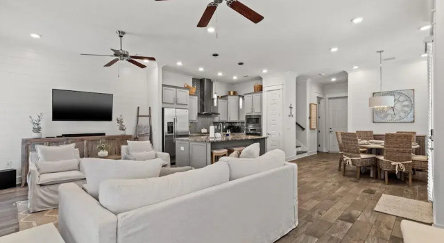 24 York Lane - Edgewater Escape by Blue Swell