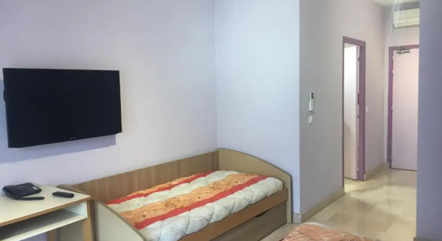 Четырёхместный номер Comfort Résidence Universitaire Lanteri