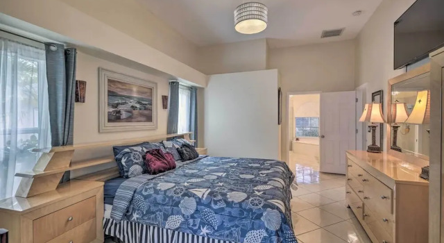 Коттедж Sun-soaked Cape Coral Getaway w/ Heated Pool
