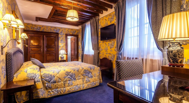 Hôtel Fougère, Забронировать Отель Отели Парижа с парковкой, рядом с Je Veux Etre Photographe!, Парковка