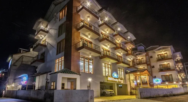 OYO 10786 Hotel Hill County