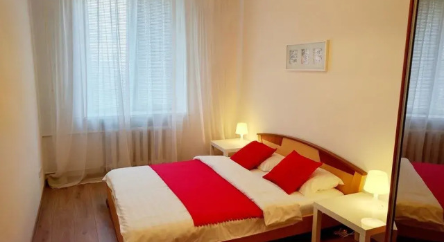 Minsk 2 Apartment, Забронировать Апартаменты/квартира Отели Минска с парковкой, рядом с Национальный Художественный Музей, Парковка