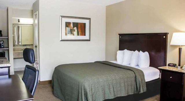 Двухместный номер Standard Quality Inn & Suites Wilson I-95