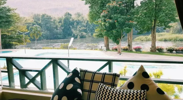 Двухместный номер Superior с видом на реку Aekpailin River Kwai Resort
