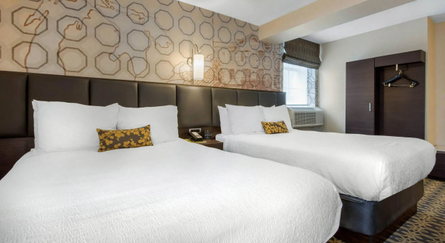 Четырёхместный номер Standard The Champlain Waterfront Hotel, an Ascend Collection Hotel