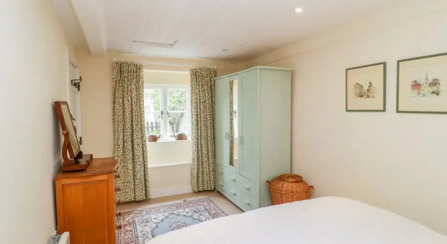 The Guinea Cottage, Buchen Sie Ferienhaus Great Somerford Wiltshire