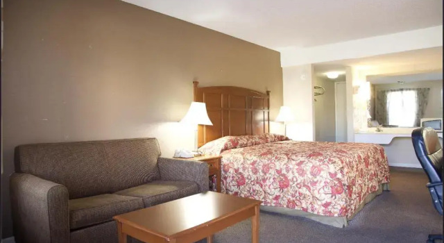 Номер Standard Travelers Inn Elizabethton
