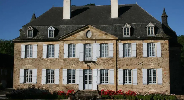 Château de La Grèze, Rezerwuj Hotel Hotele w Correze z parkingiem, Parking