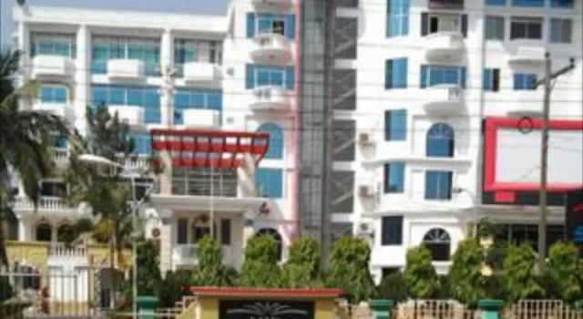 Siesta, Rezervasyon Otel Rajshahi Division otoparklı oteller, Otopark