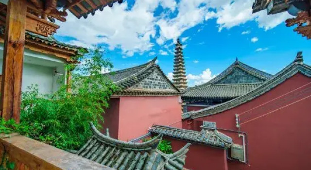 Huachengju View Guesthouse