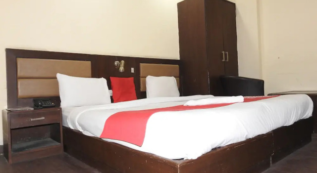 Hotel Dee Continental, Забронировать Отель Отели Нью-Дели с завтраком, Завтраки