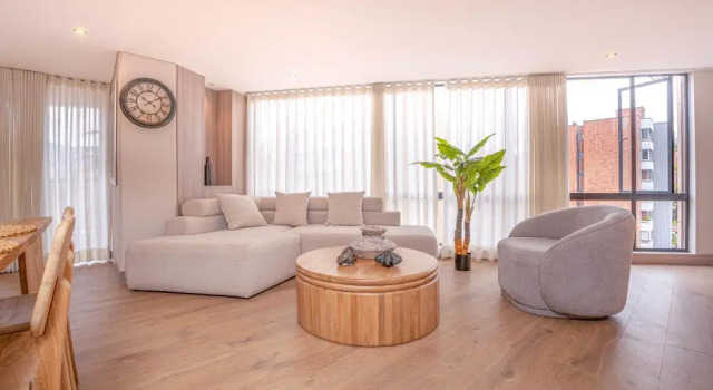 Кровать в общем номере с балконом Jatisa Living by HOUSY