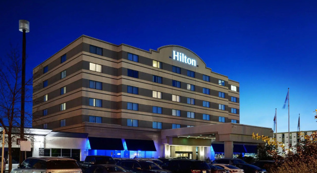 Номер Standard Hilton Winnipeg Airport Suites