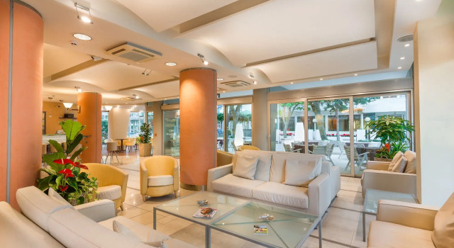 Hotel Ras