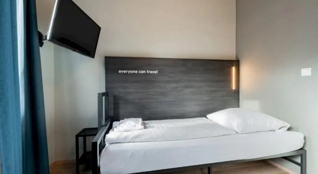 Номер Standard a&o Köln Dom